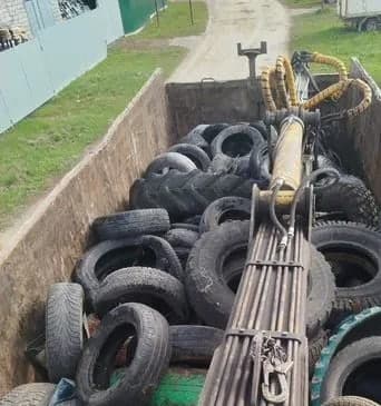 Погрузка шин манипулятором